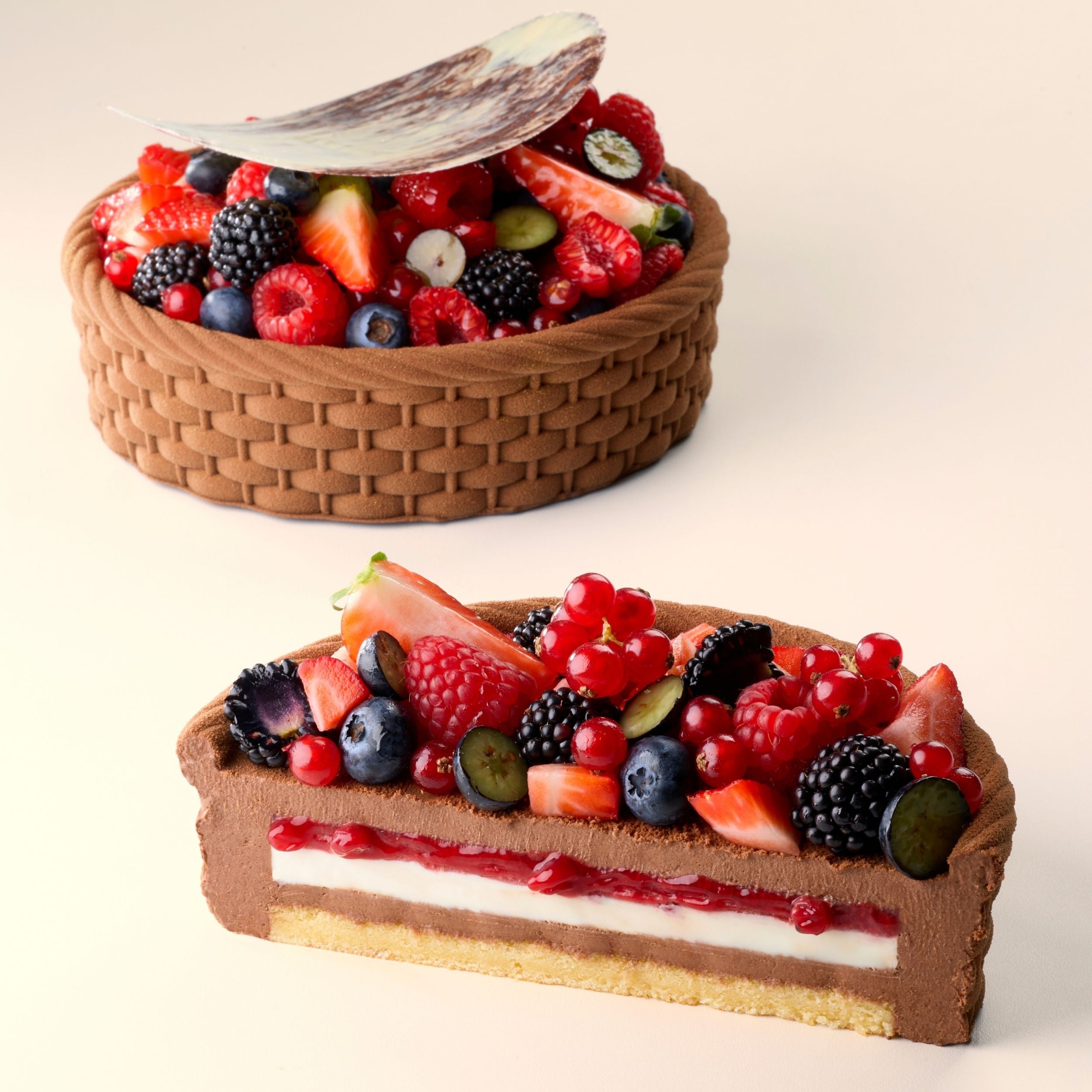 Forest Basket with Fruttidor Frutti Rossi